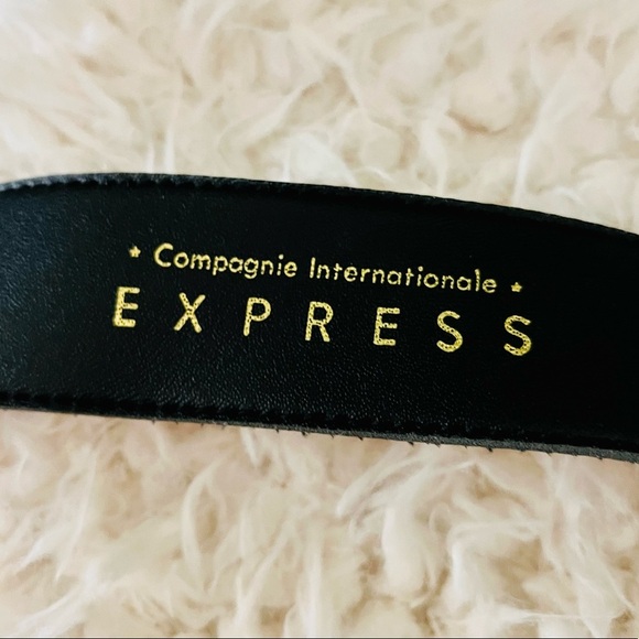 EXPRESS.. Compagnie Internationale suede belt! NWOT - Picture 2 of 6